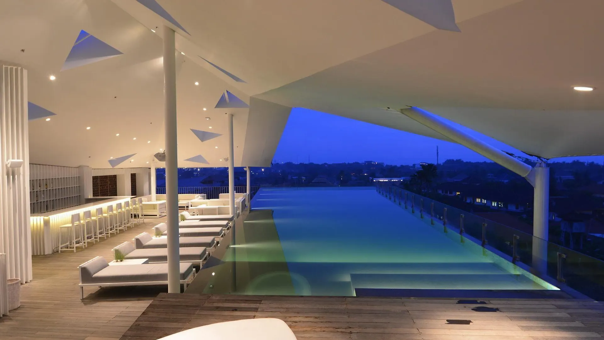 Ize Seminyak By Lifestyleretreats Hotel