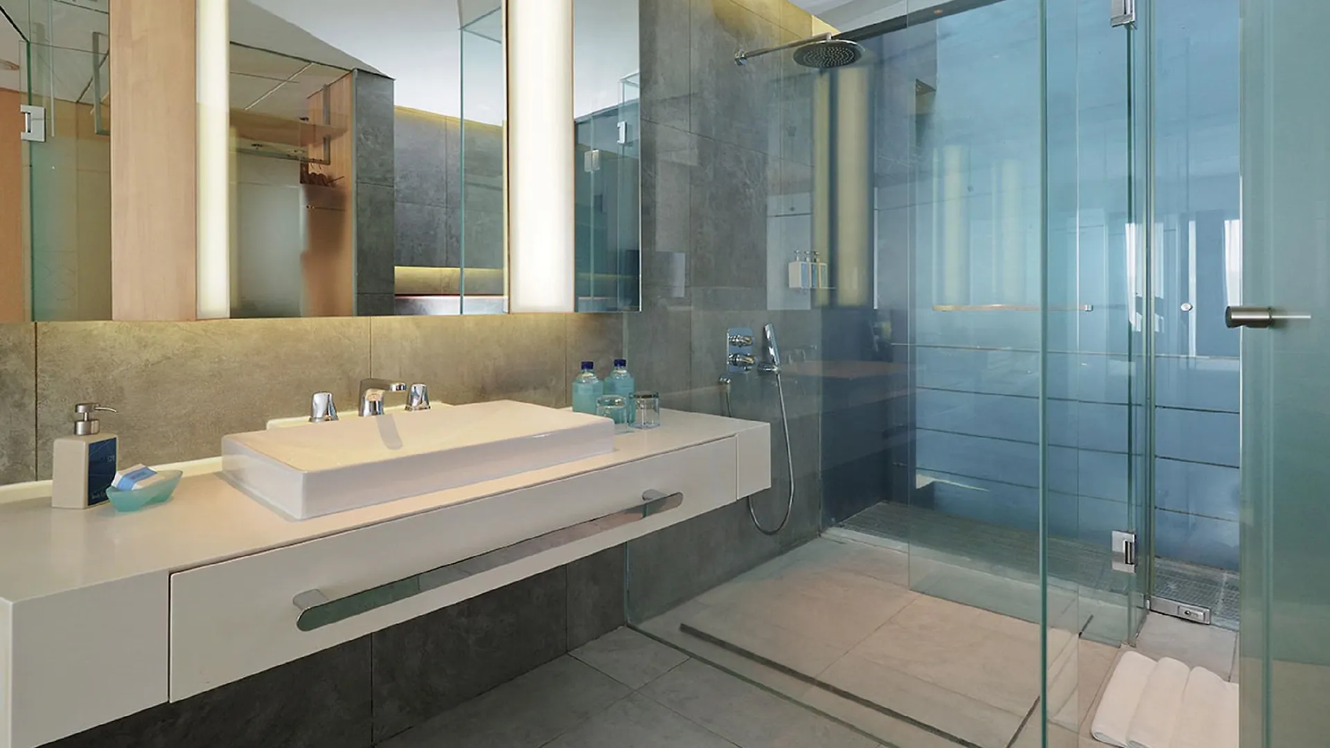 Ize Seminyak By Lifestyleretreats Hotel 4*,